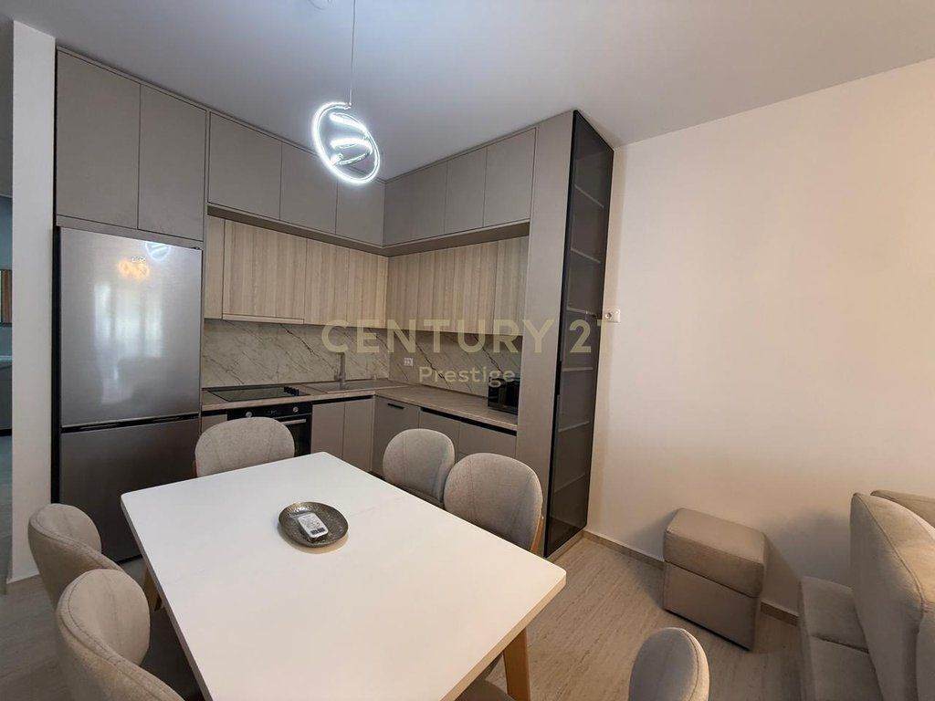APPARTAMENTO 3+1+2+POSTO AUTO IN AFFITTO, "FOREST RESIDENCE", LAGO ASCIUTTO! 1.450 € /Mese