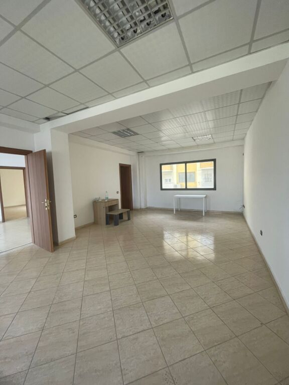 Apartment 3+1 + 2 bathrooms for rent and sale.