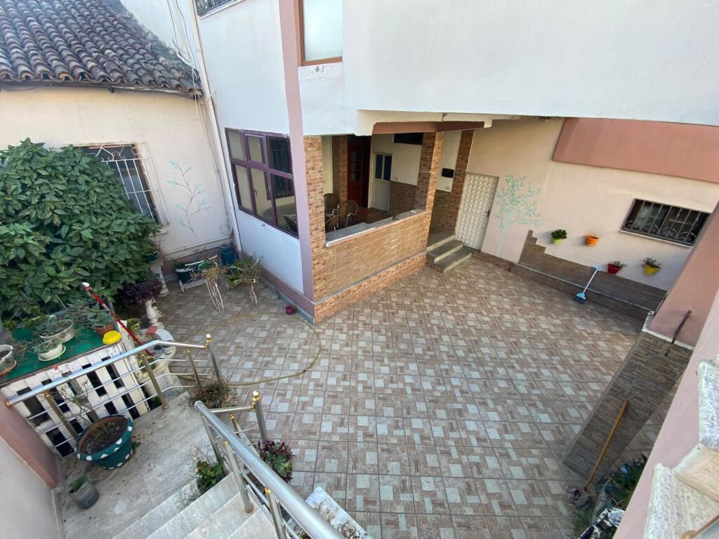 FOR RENT 2-STOREY VILLA 400€ SHKOZET