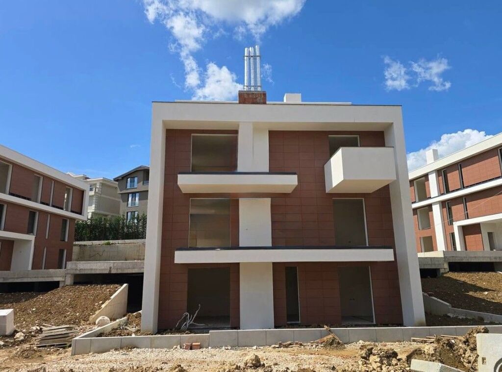 Apartament 3+1+2 + garderobë në shitje, Tulipan Residence