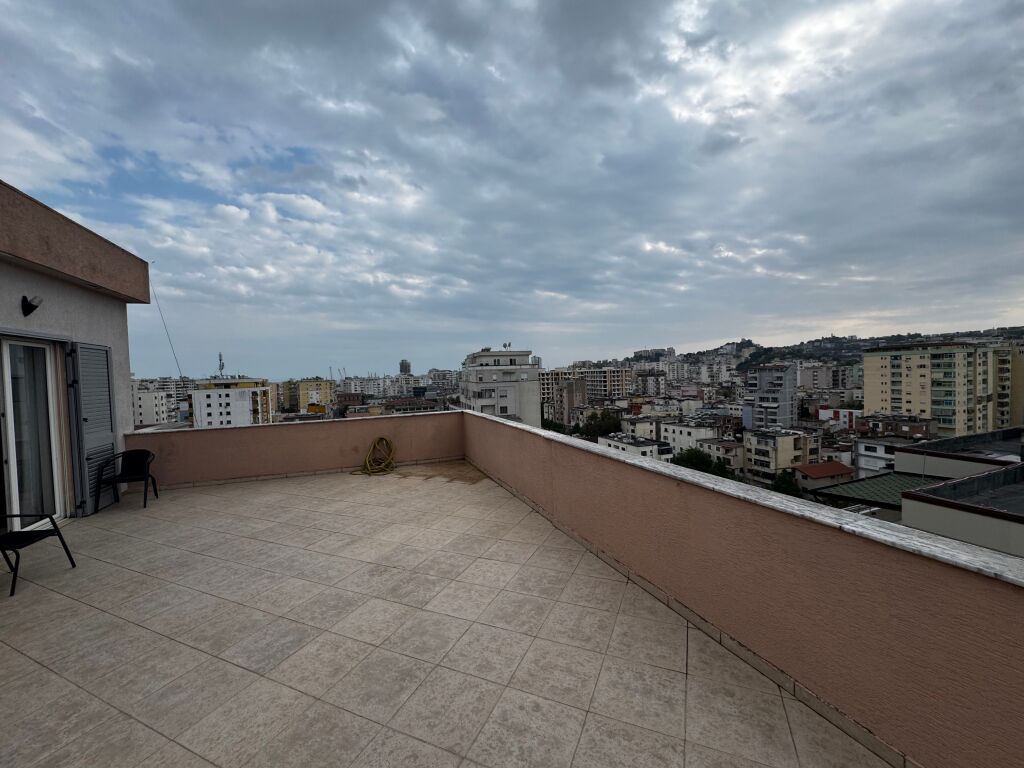 Penthouse for sale in Durres (near Niko Dovana Stadium)