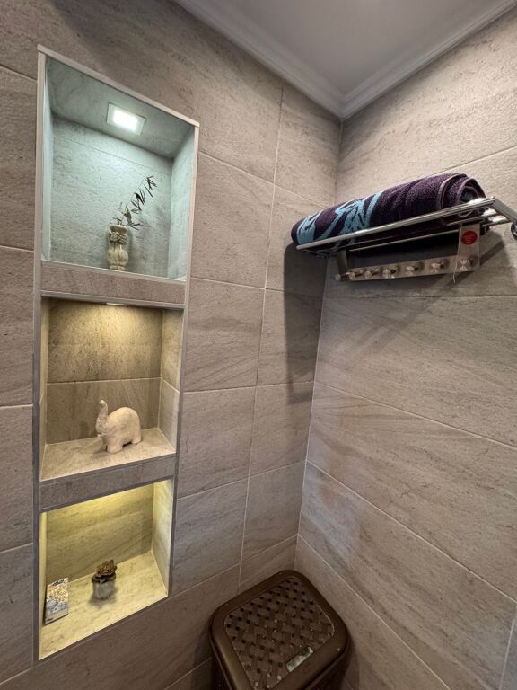 Apartament me qera 2+1+ballkon - 📍Rruga Kavajes, prane bllokut te ambasadave