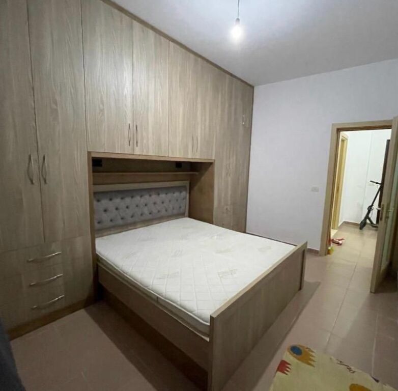 Appartamento in affitto 1+1 - 📍Astir, vicino al complesso Fratari 400 mila lek
