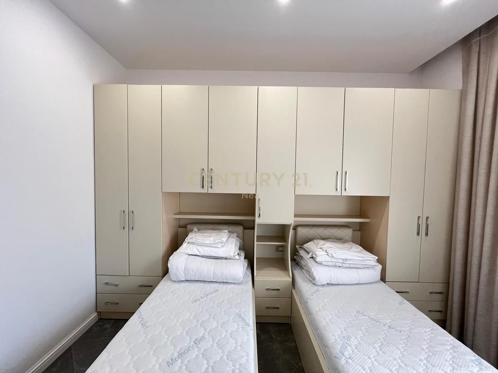 APARTMENT 2+1+PARKING SPACE FOR RENT AT THE DELIJORGJI COMPLEX