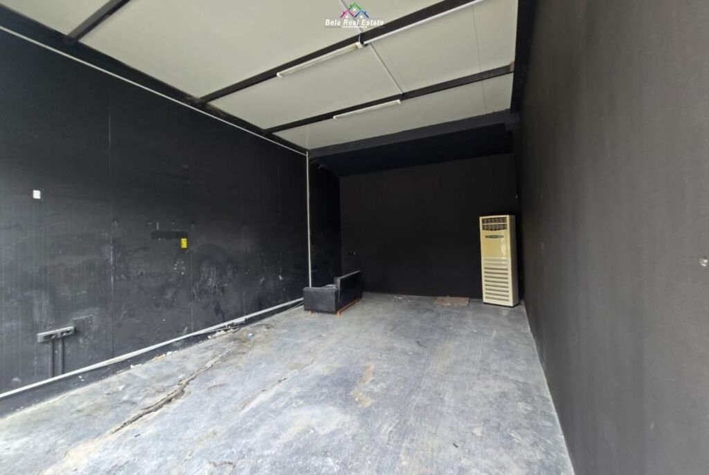 Magazzini in Affitto a Mezez (ID BM331) Tirana