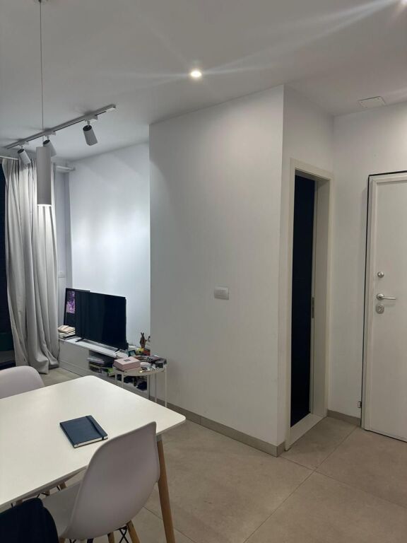 Apartament 1+1 per qira ne Myslym Shyr!