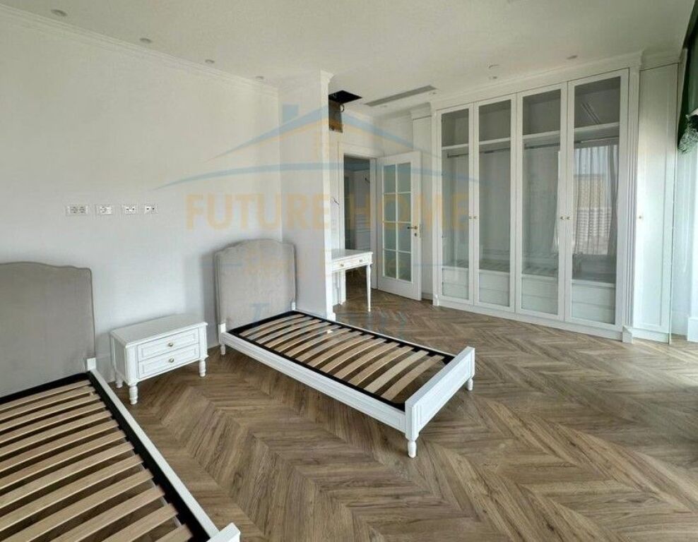 Rent, Apartment 2+1+Parking Space, Elbasanit Street, DownTown One.