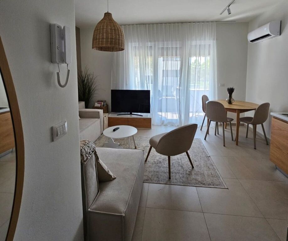 ‼️ NEGOCIOHET ÇMIMI ‼️  🏝️ APARTAMENT 1+1 NË SHITJE – VETËM 100 m NGA DETI