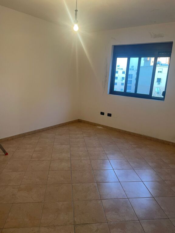 In vendita, Appartamento 2+1, Parku Vala, Durres!