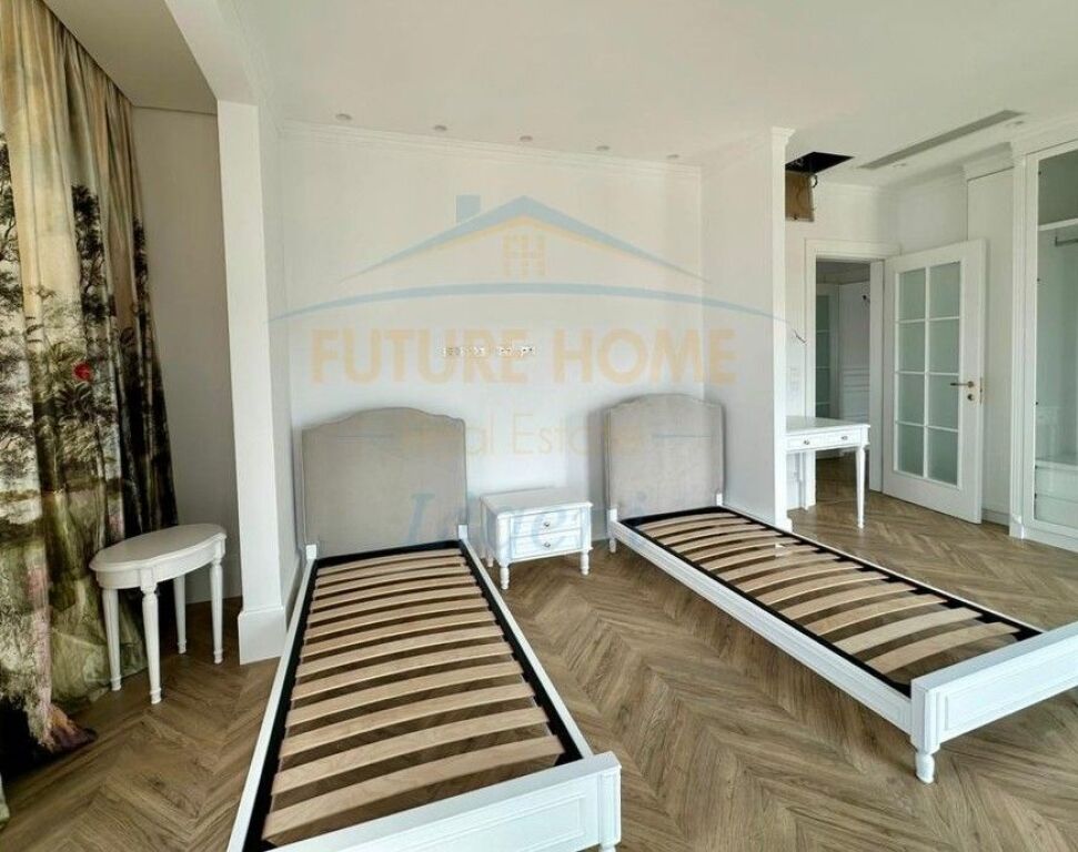 Rent, Apartment 2+1+Parking Space, Elbasanit Street, DownTown One.