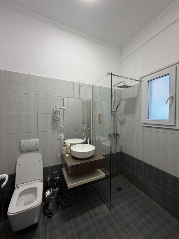 Hotel in Affitto a Lungo Termine - Vlore