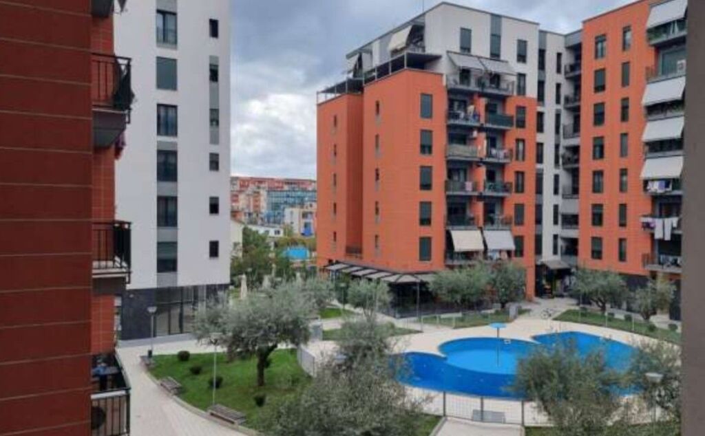 📌 Esclusivo | Locale Commerciale in Affitto – Green City, Unaza e Re