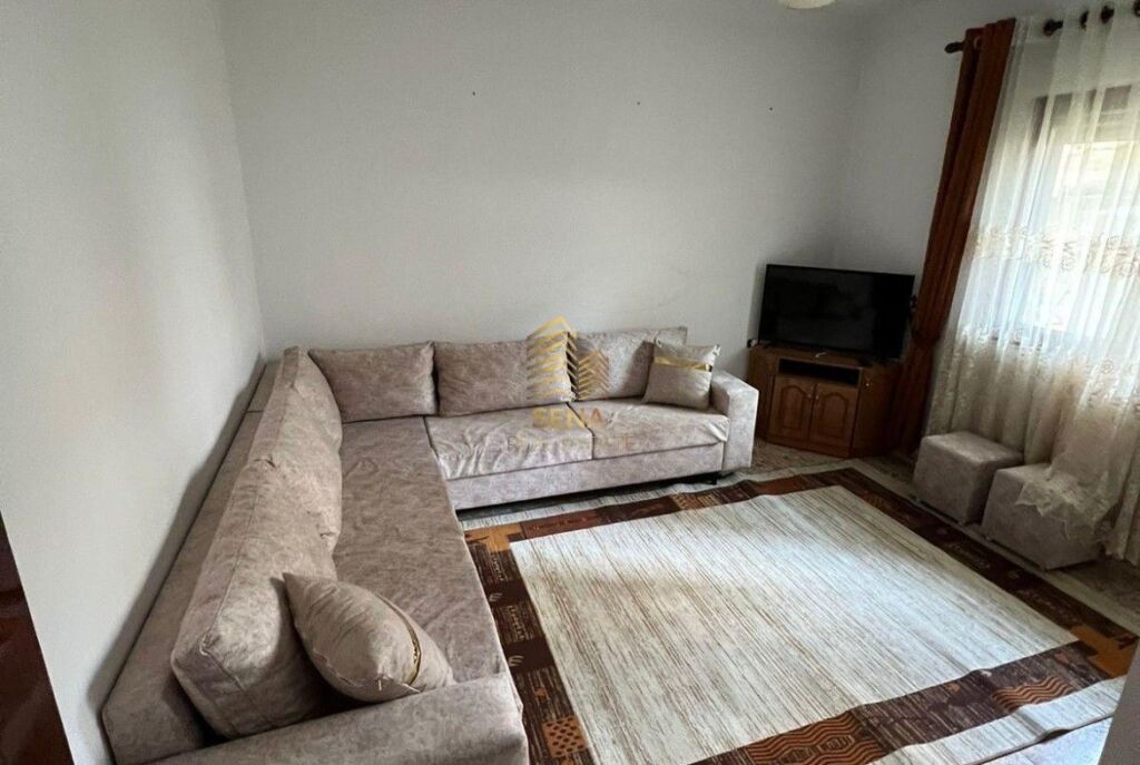 Affitto, Ingresso Privato 1+1, Città Studentesca, 37.000 Leke/mese