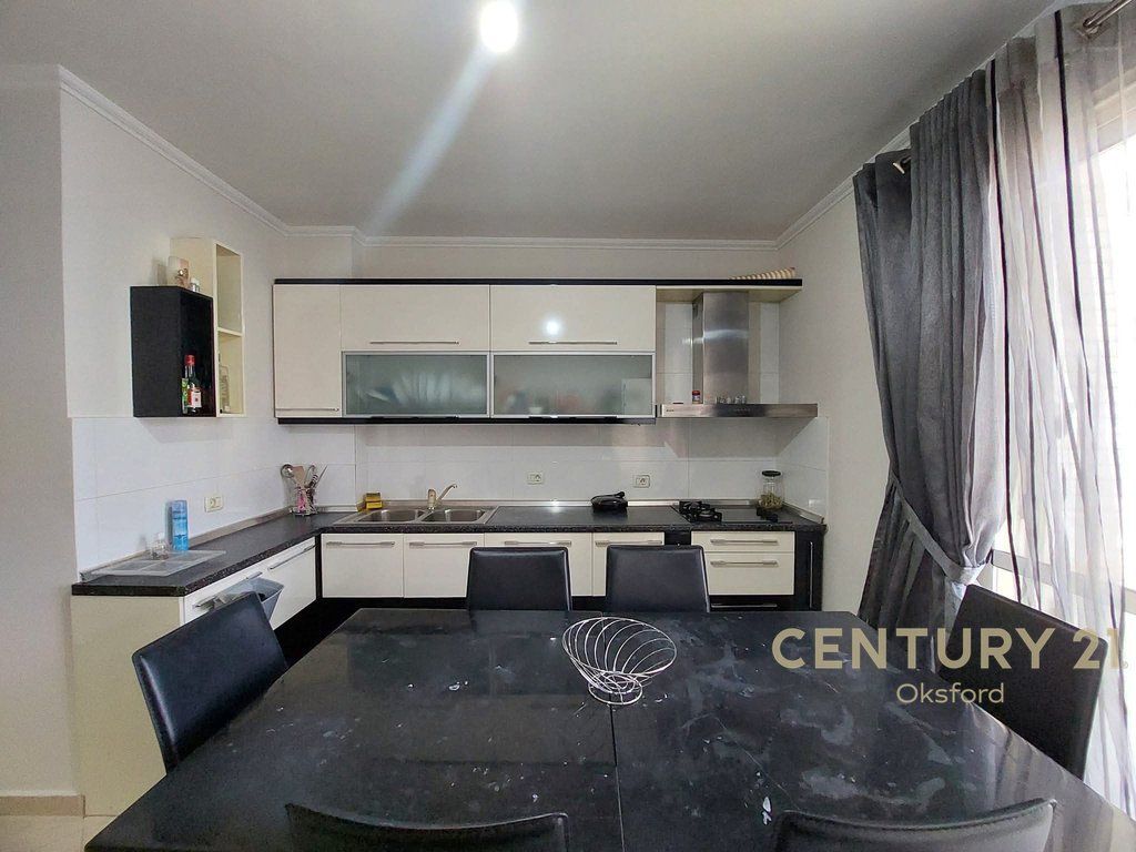 Apartament 2+1 per shitje ne Astir