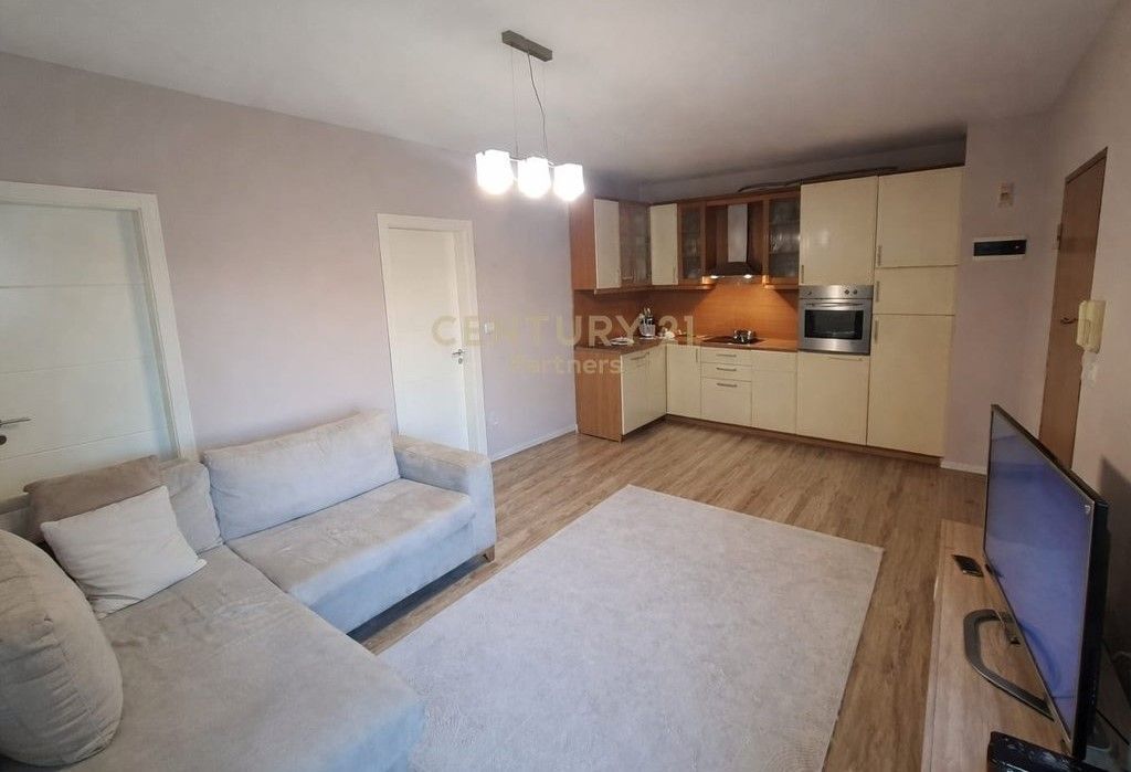 Apartment 2+1 For Sale in Irfan Tomini