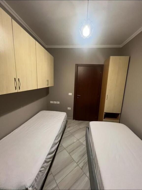 Apartment 2+1 for rent Kamez
