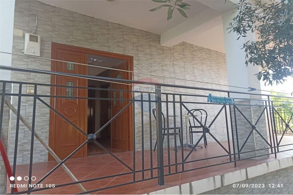 Casa a 2 piani in vendita, Acqua Fredda