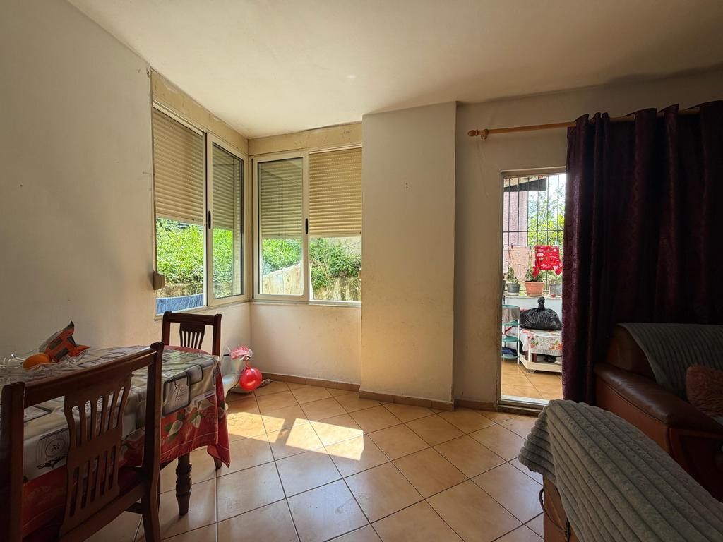 Fresku, shesim apartament 3+1