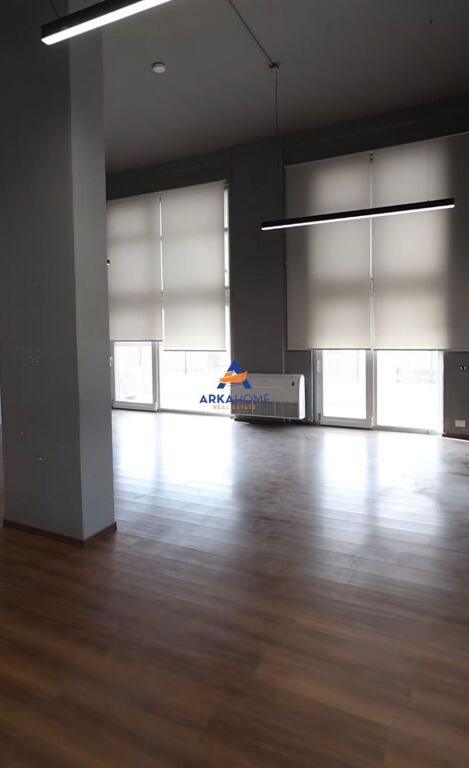 SI AFFITTANO 2 UFFICI 399M2/334M2 "ALI DEMI, VICINO AL BIO MARKET" 6384 EURO