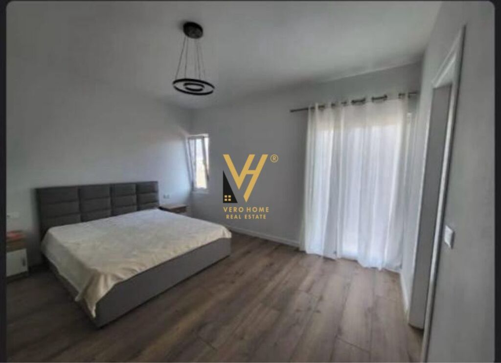 JEPET APARTAMENT 1+1+BLK ME QIRA TE RRUGA E KAVAJES 500 EURO