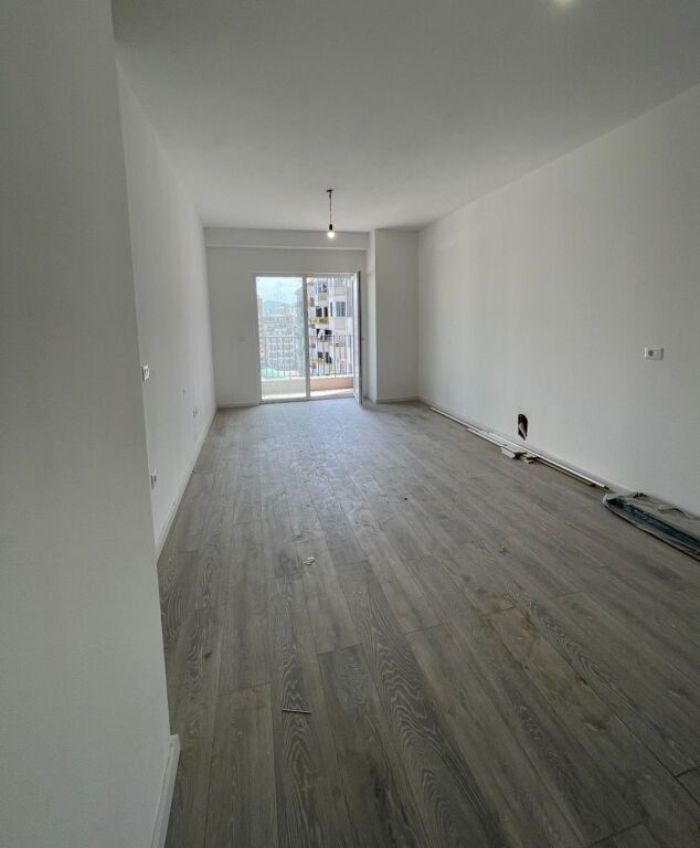 🏡 Vendesi Appartamento 2+1 – Complesso Aura, Via Dritan Hoxha