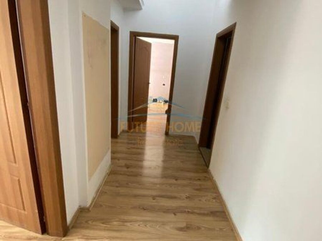 In vendita, Appartamento 2+1, Ali Demi, Tirana.