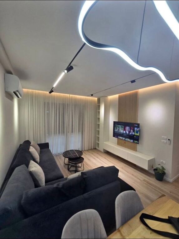 Apartament 2+1+2 per shitje te Kompleksi Erli