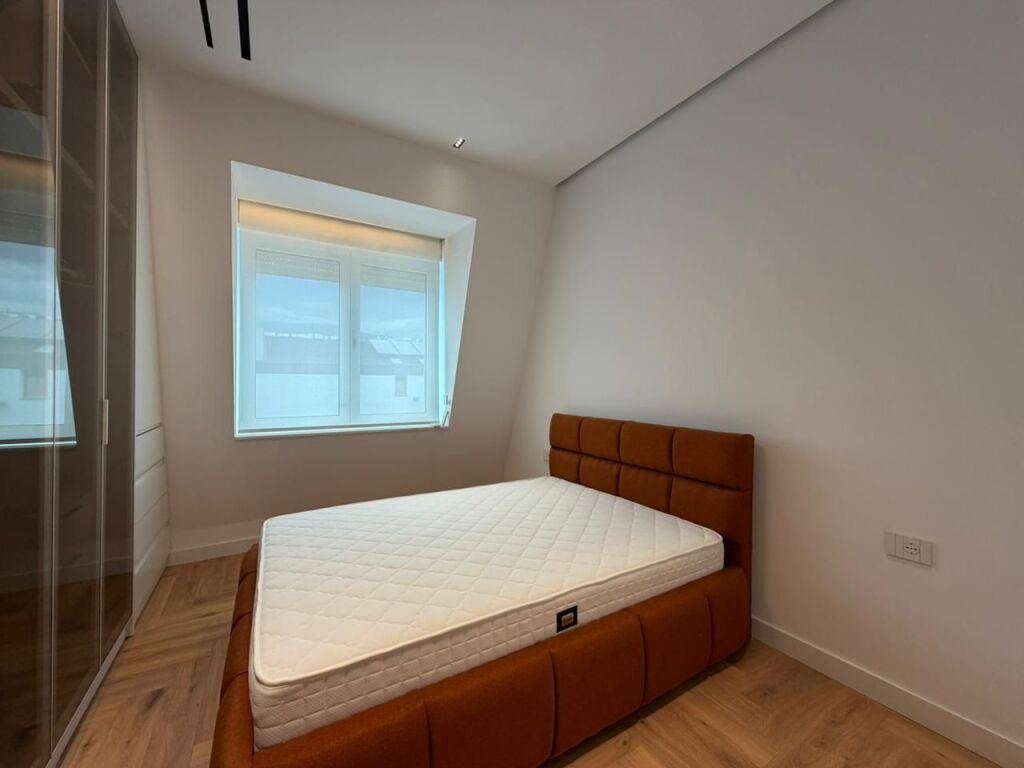 Apartament 2+1+Parking per qira prane TEG.