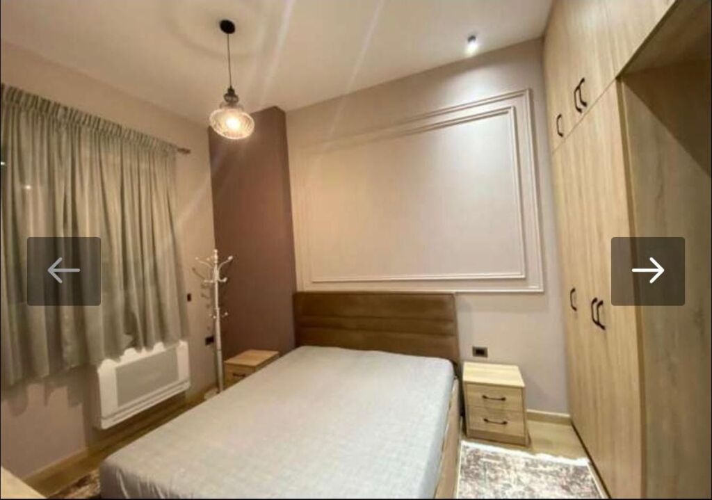 Shitet apartament 2+1+2 tualete+verande te Liqeni i Thate.