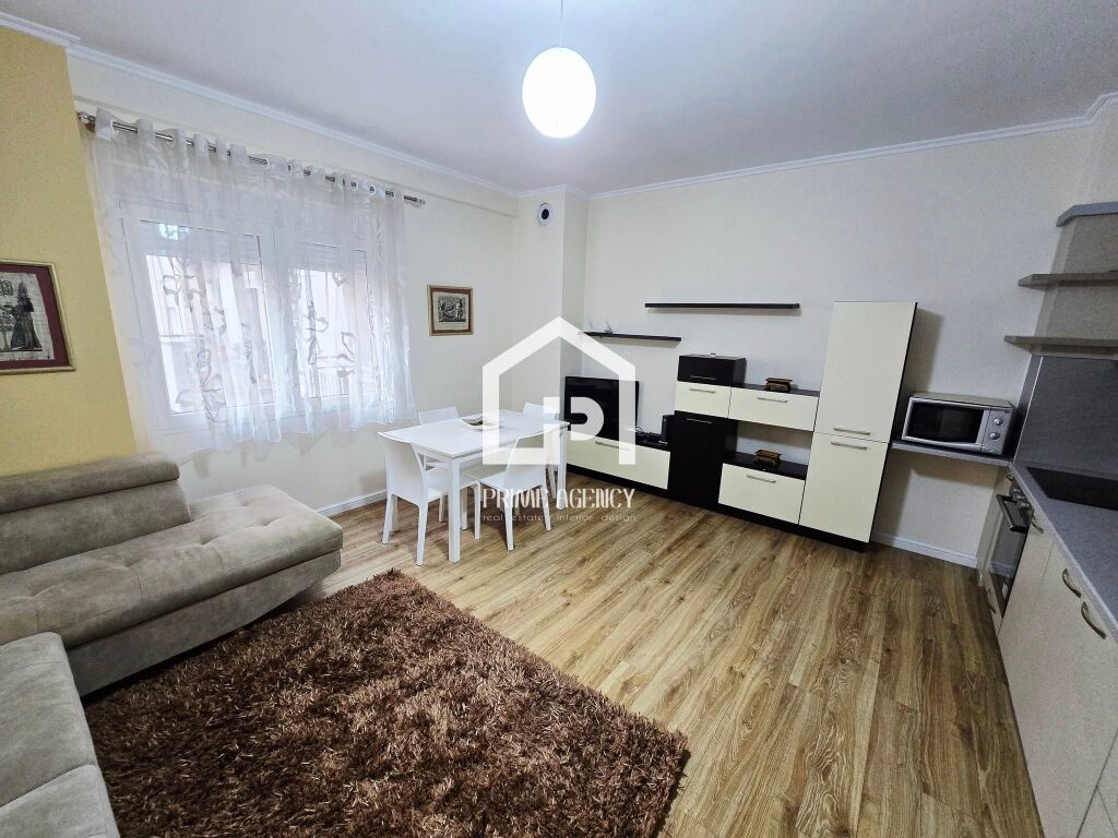 IN VENDITA:  APPARTAMENTO  1 + 1/ POGRADEC _/SHETITORJA   DESHMORET E POJSKES
