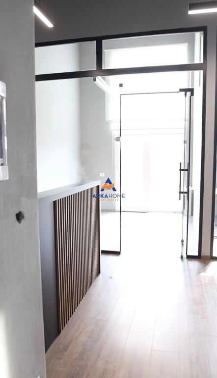 SI AFFITTANO 2 UFFICI 399M2/334M2 "ALI DEMI, VICINO AL BIO MARKET" 6384 EURO