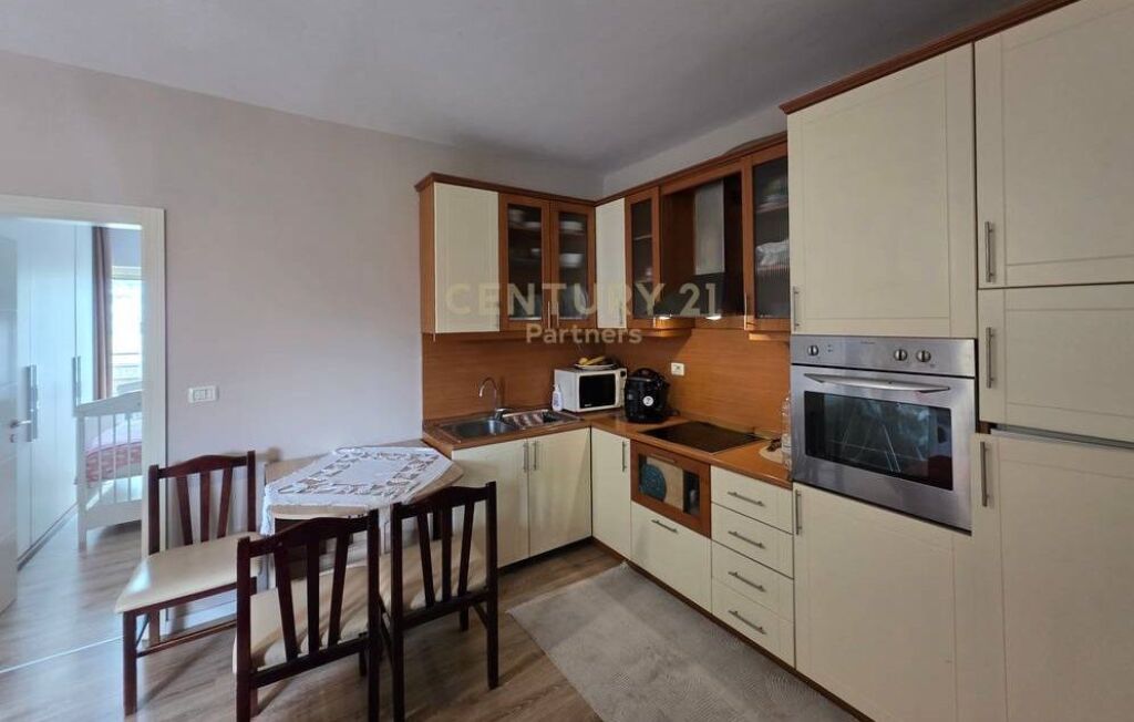 Apartment 2+1 for sale, Irfan Tomini