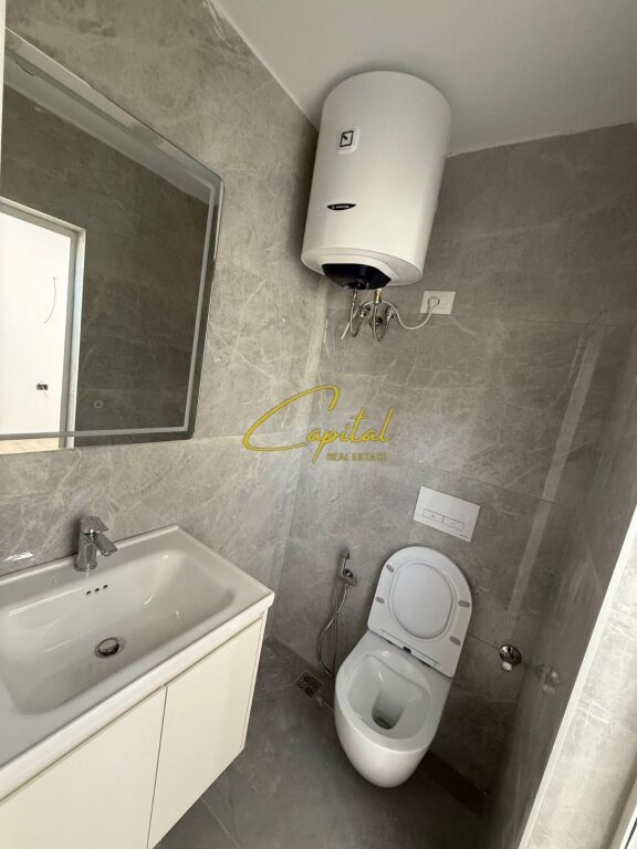 UFFICIO IN AFFITTO 60 M2 EX MERCATO ELETTRICO 1000 EURO