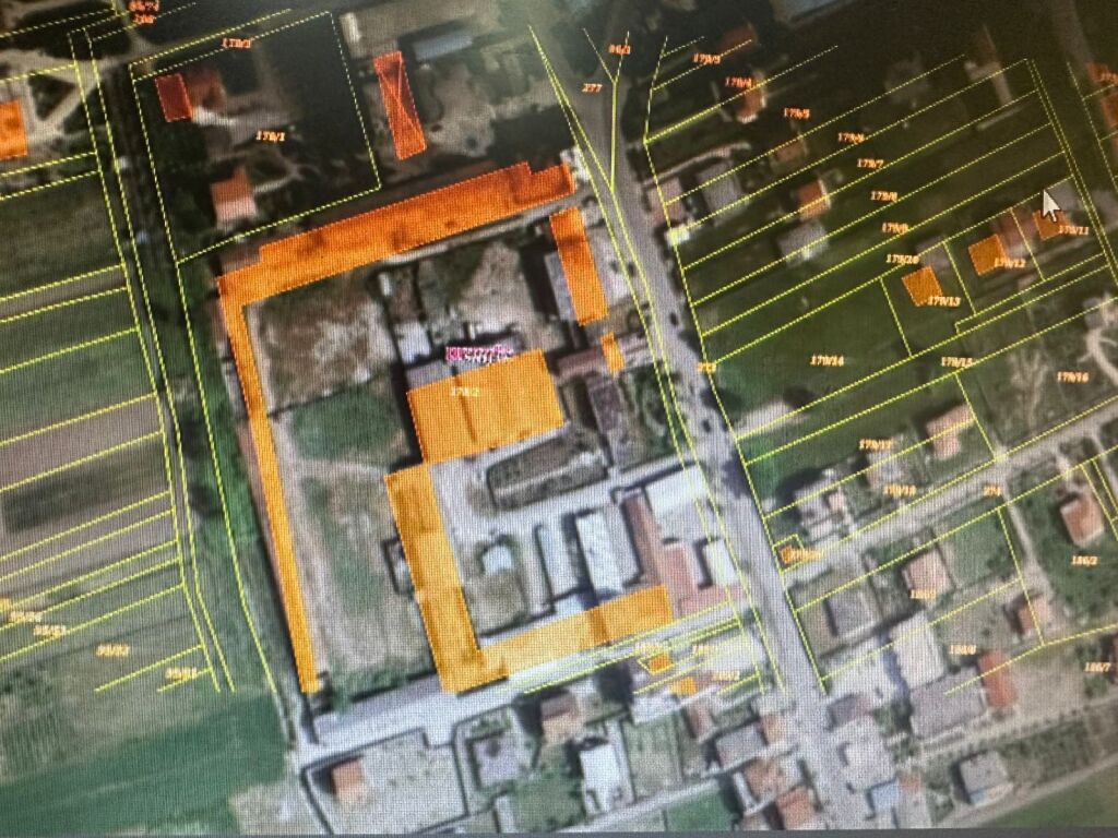 WAREHOUSE FOR SALE 📍 Address: Near Gjoka Complex, Sallmone Shijak📍