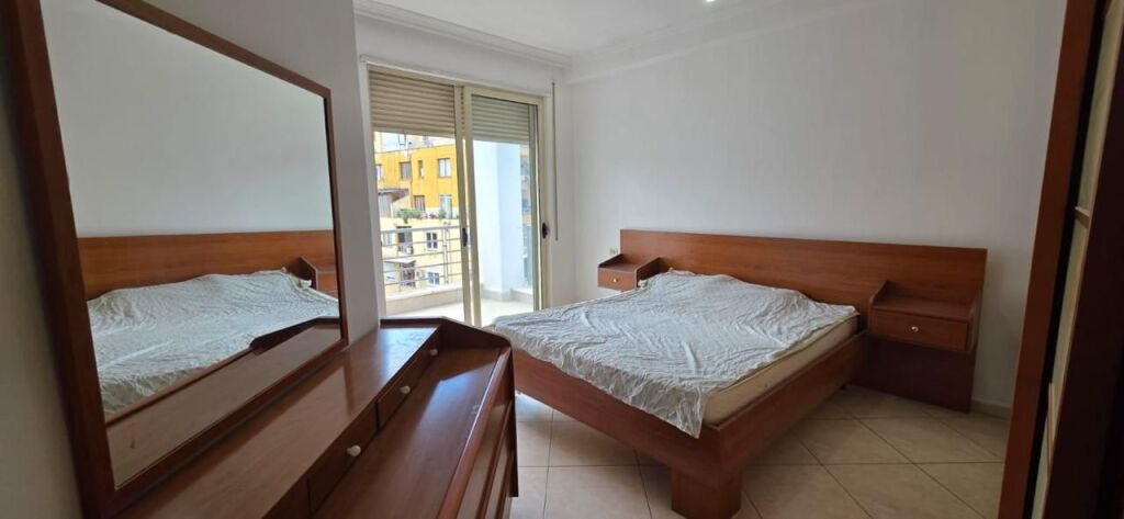 Apartment 3+1+2 for Sale in Yzberisht / Cabej Buildings