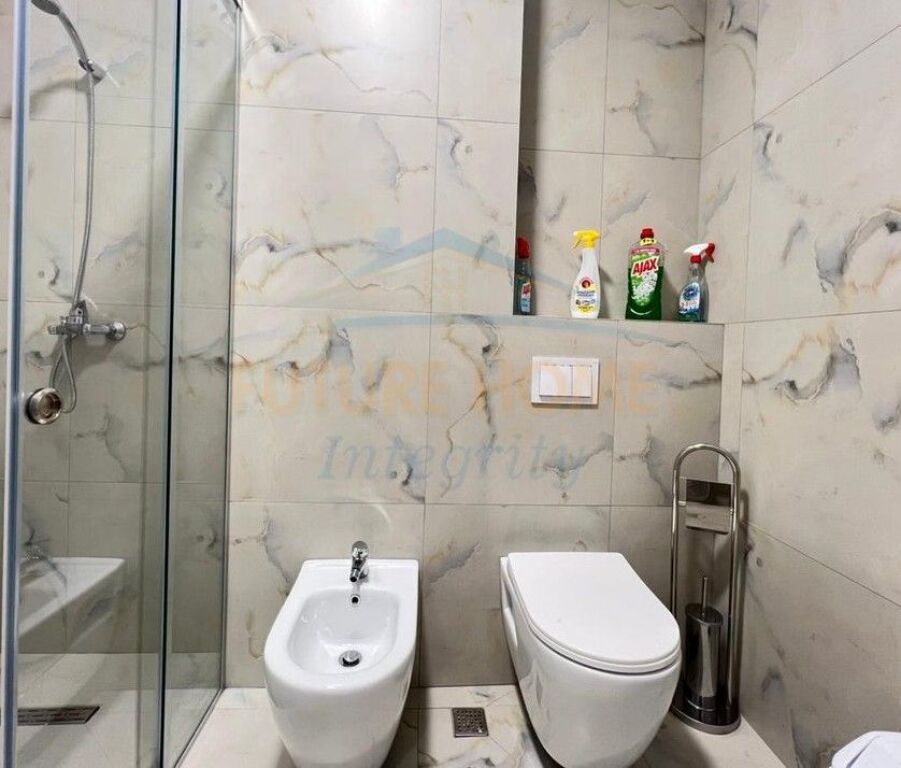 Rent, Apartment 2+1+2, Pazari i Ri, Tirana.