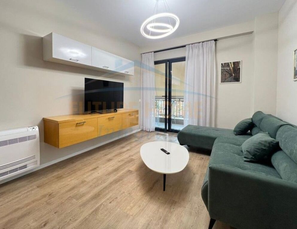 Rent, Apartment 2+1+2, Pazari i Ri, Tirana.