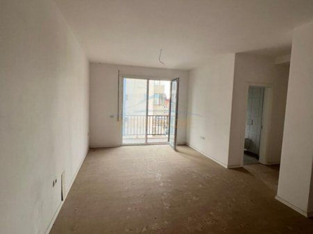 For sale, Apartment 2+1+2+Parking space, Former Bus Park, Tirana