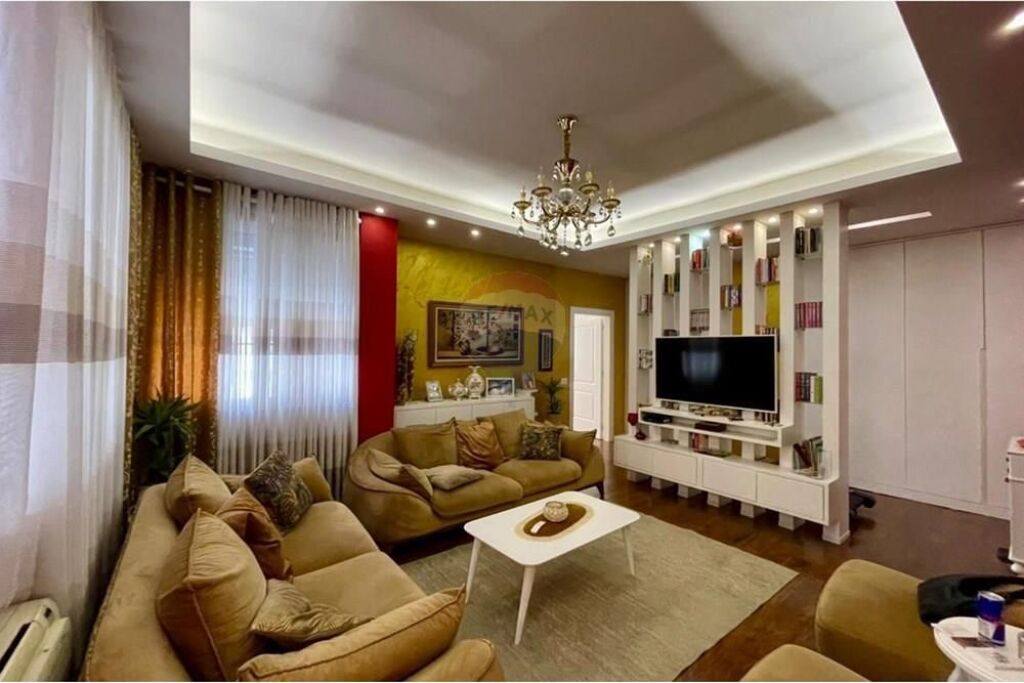 Apartament ne shitje 1+1, me vendodhje tek Casa Italia, Tirane.