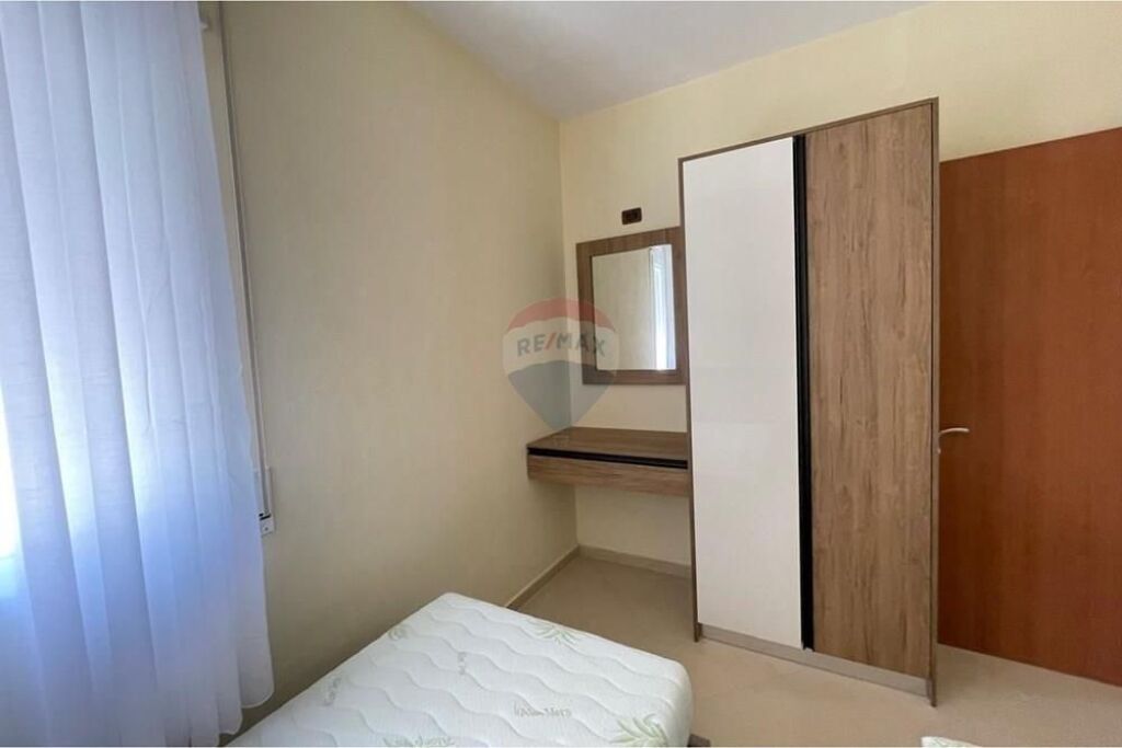 Apartament 2+1 me qera , Uji i Ftohte