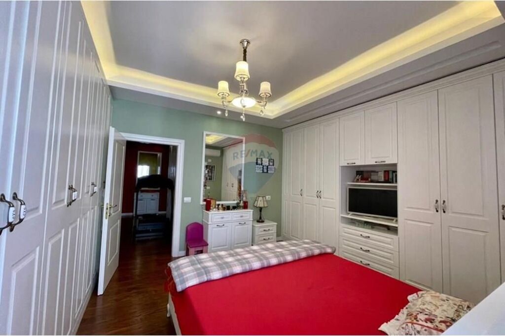 Apartament ne shitje 1+1, me vendodhje tek Casa Italia, Tirane.