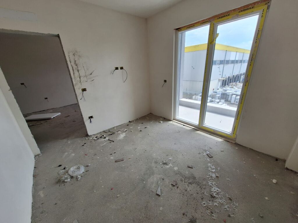 Appartamento 1+1 in vendita a Univers City