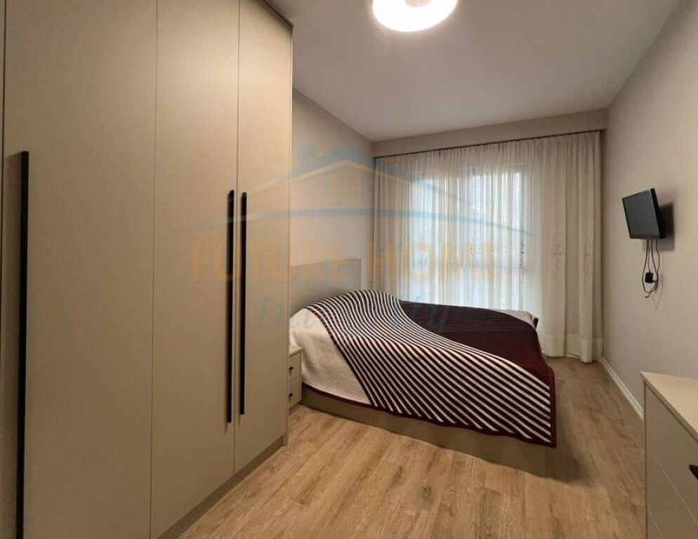 Rent, Apartment 2+1+2, Pazari i Ri, Tirana.