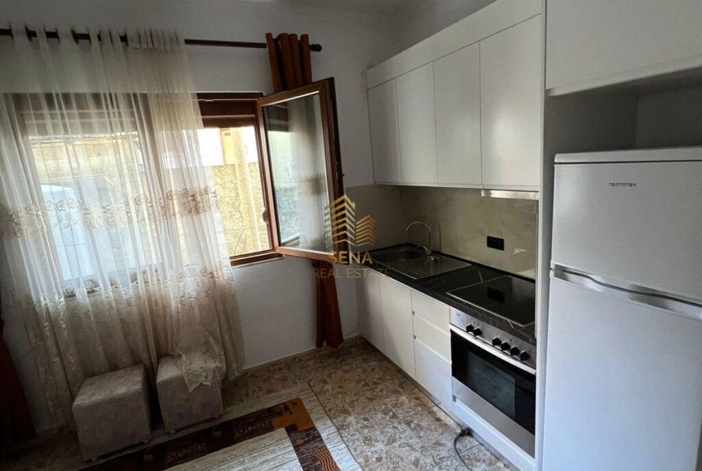 Affitto, Ingresso Privato 1+1, Città Studentesca, 37.000 Leke/mese