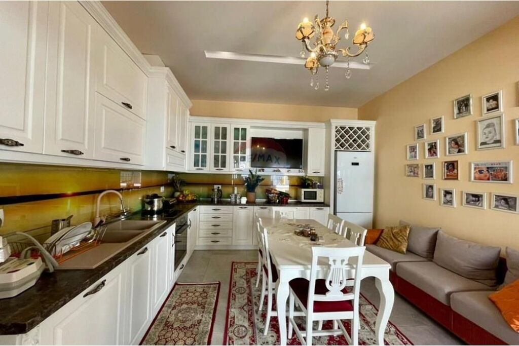 Apartament ne shitje 1+1, me vendodhje tek Casa Italia, Tirane.