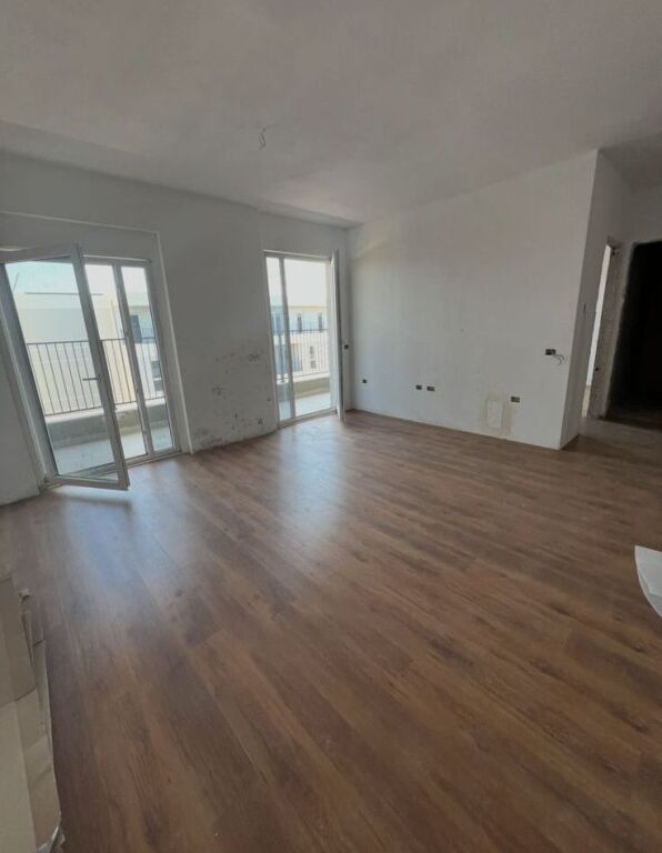 🏡 Shitet Apartament 1+1  📍 Adresa: Univers City💰 Çmimi: 83,000 €