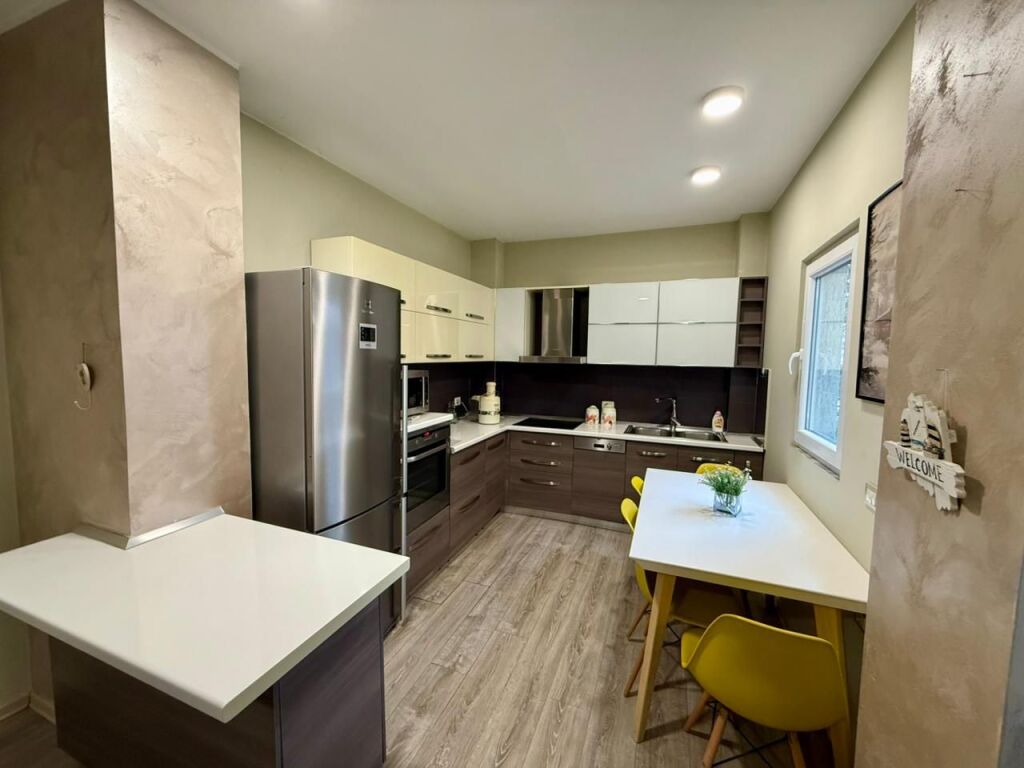 📣 AFFITTO Appartamento 2+1 Con Balcone 📍 Kodra e Diellit ✨💶 Prezzo 70.000 Leke/Mese