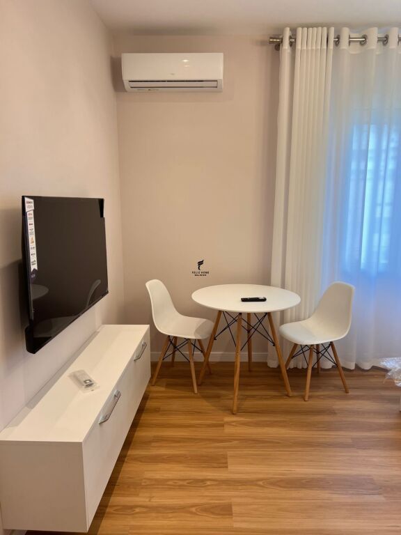 MONOLOCALE IN AFFITTO 30 M2 PAZARI I RI 45.000 LEKE FH-70353