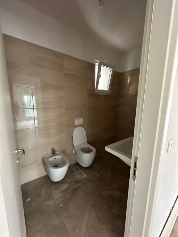 APARTMENT FOR RENT 2+1+2
