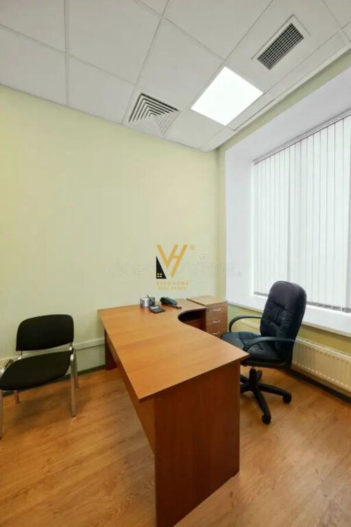 JEPET ZYRE 38 M2 ME QIRA TE ISH EKSPOZITA 30.000 LEKE